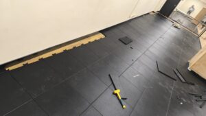學校安裝安全地墊