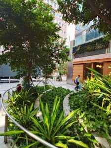 阻燃、防UV」仿真綠植美化工程